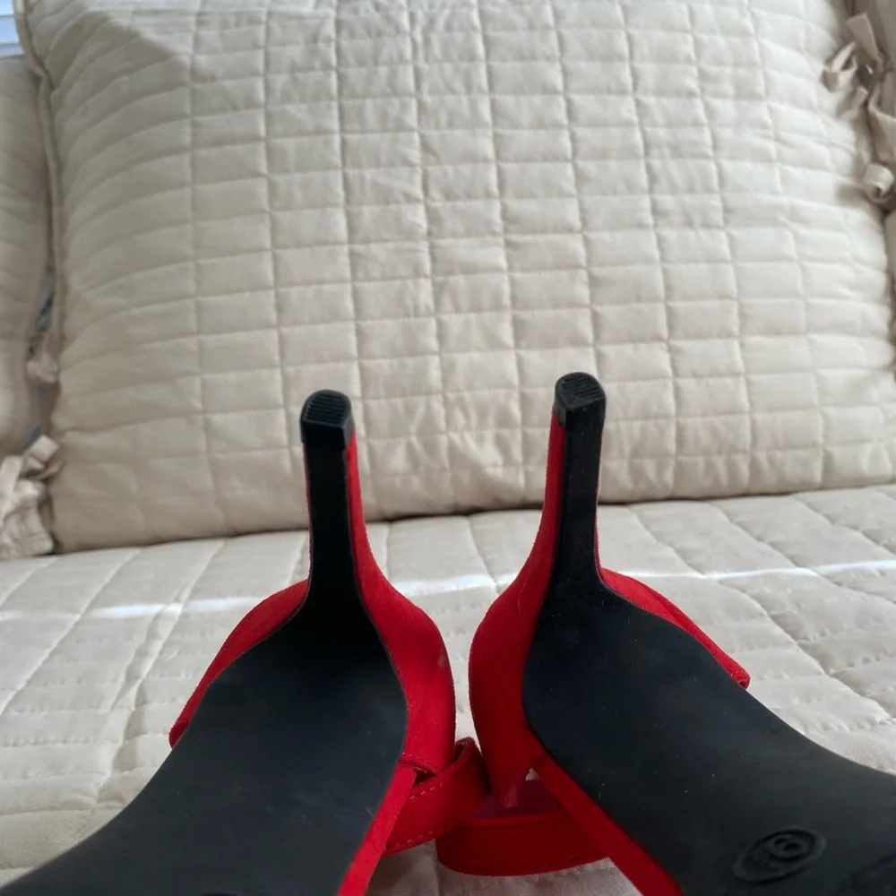 Red Ruffle Heels - Picture 7 of 9